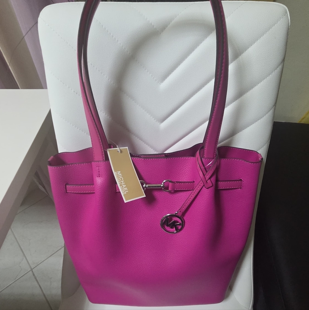 Carson Large Pebbled Leather Tote Bag. - Picture 3 of 4